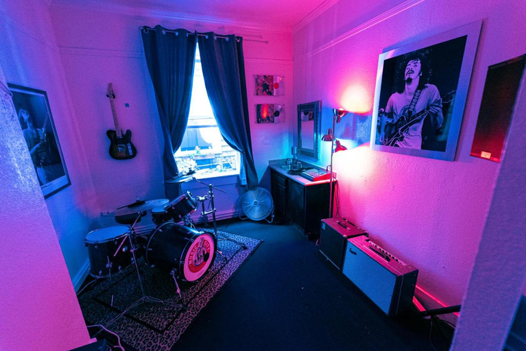 Public Area 4, Music City Hotel/Hostel, San Francisco