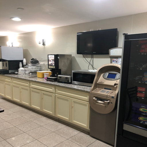 Food & Drinks, The Vue Hotel Express, New York