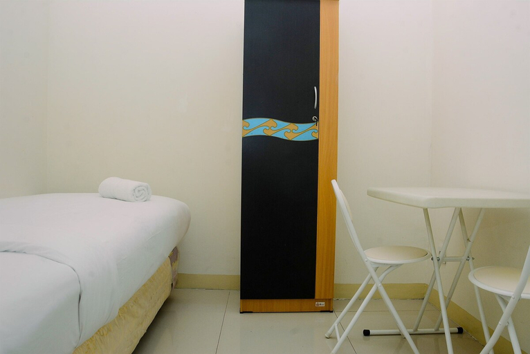 Bedroom 2, コージー アンド リラックス アット 2ッBR グリーン プラムカ シティ アパートメント, Central Jakarta