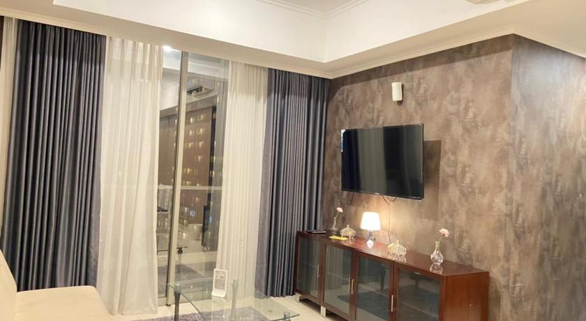 Others, Homy 3 BR at Taman Anggrek Residence, West Jakarta