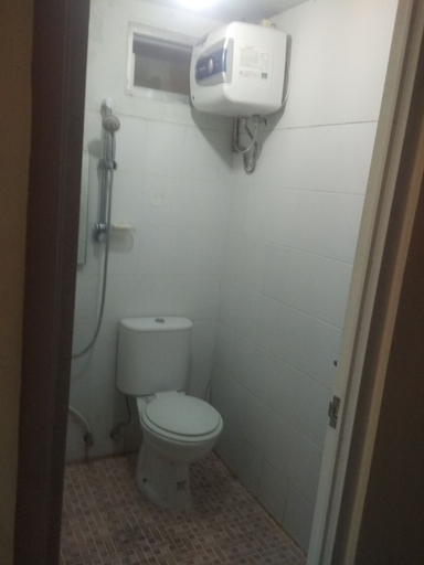 Bathroom, The Suites Metro by Elli, Bandung