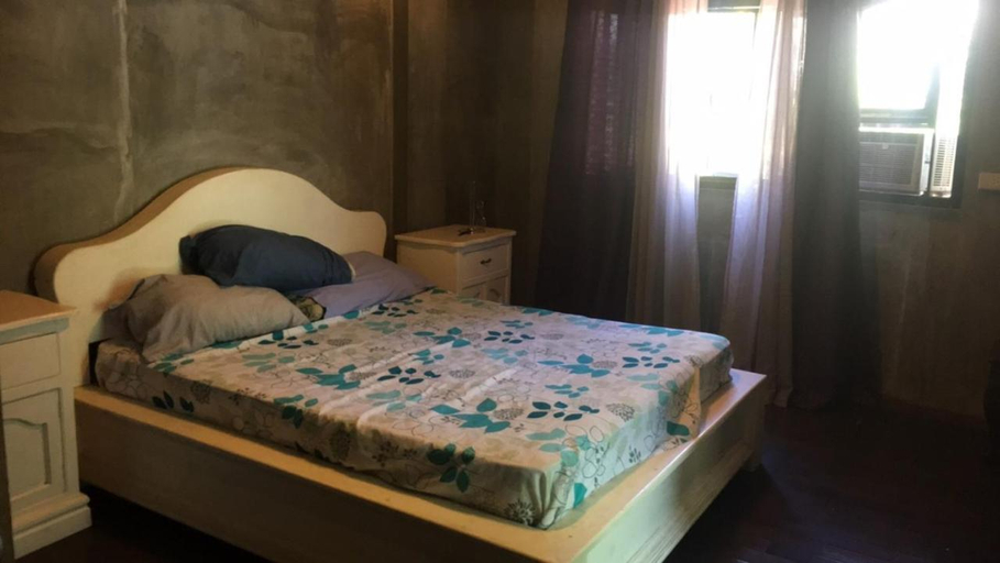 Bedroom 4, RedDoorz Hostel @ Madrias Pension House Isabela, Tumauini