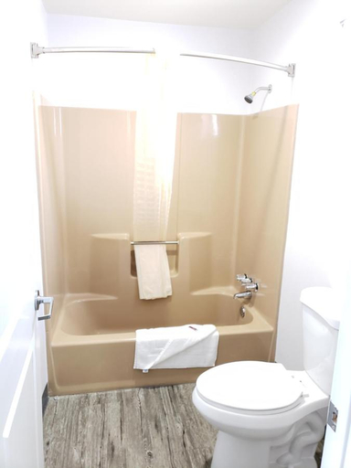 Bathroom, Regal Inn, Los Angeles
