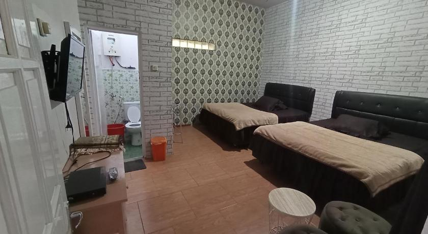 Bedroom 2, DIENG GHUZY HOUSE syariah twin bed, Wonosobo