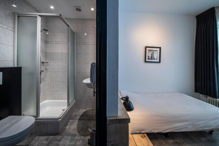 Bedroom 3, Hotel Restaurant St. Lambert, Helmond