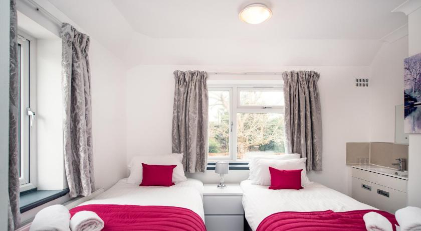 Bedroom 5, Wilson Lodge, Windsor and Maidenhead