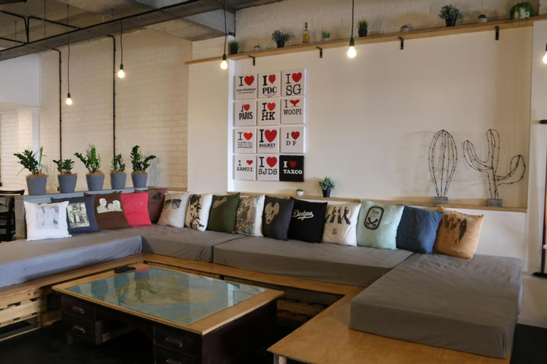 Public Area 4, Woopi Backpackers, Coffs Harbour - Pt B