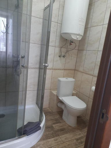 Bathroom, Арт-готель "Династія", Bilotserkivs'ka