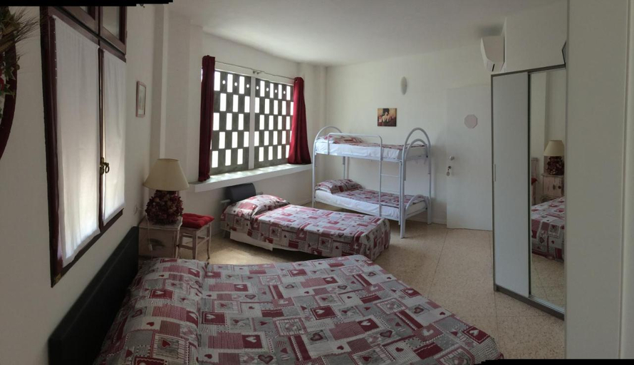 Bedroom 2, Joy Living, Verona