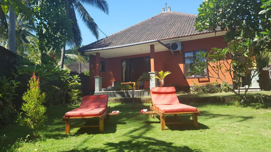 Exterior & Views, Gede's Homestay, Buleleng