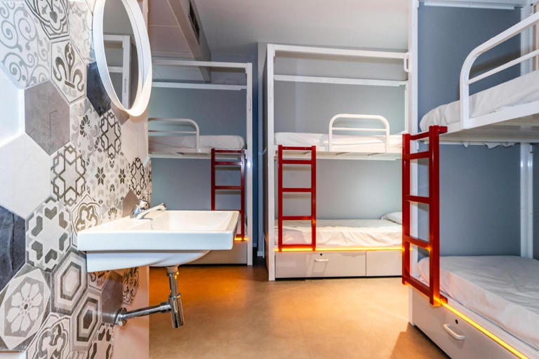 Bedroom 4, Sun & Moon hostel, Barcelona