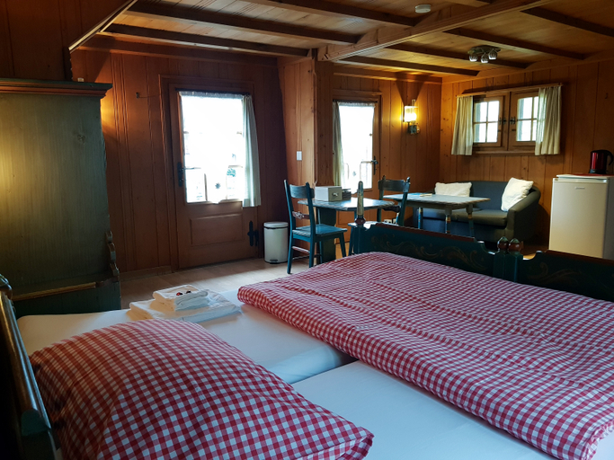 Bedroom 5, B & B Brienz, Interlaken