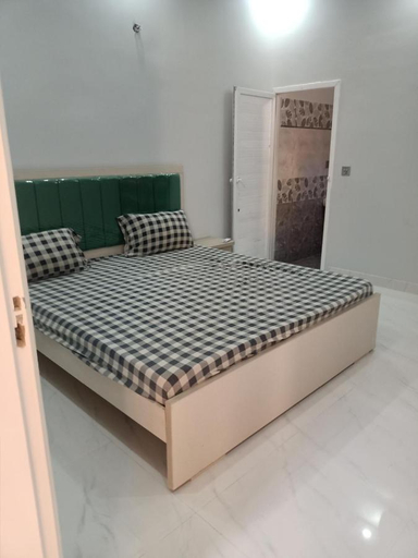 Bedroom 4, Hotel Executive Inn, Lahore