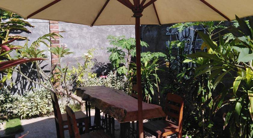 Others 3, Murnis Bungalow, Buleleng