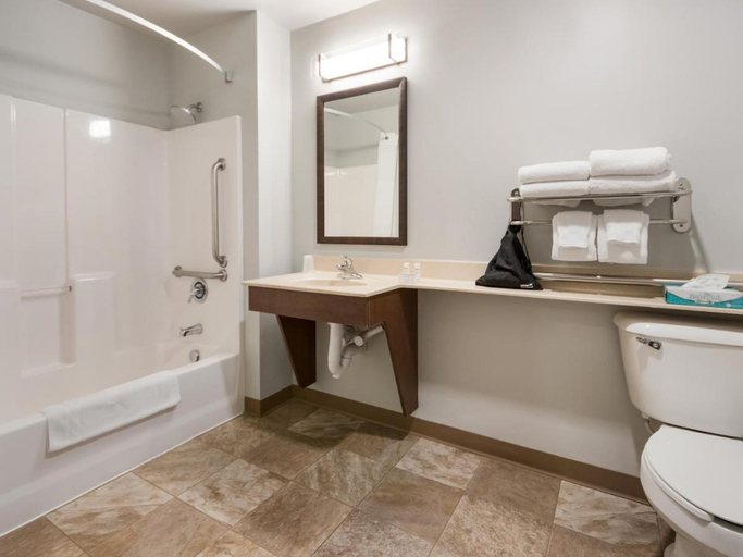 Bathroom 5, My Place Hotel-Fort Pierre, SD, Stanley