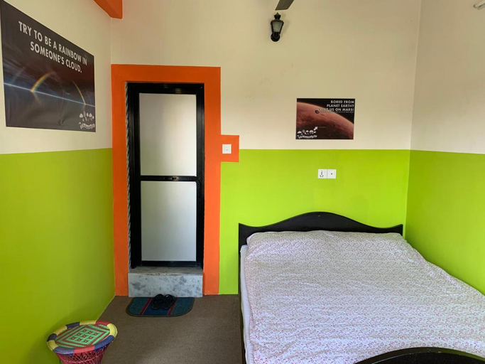 Bedroom 3, Om sweet Home ॐ, Gandaki