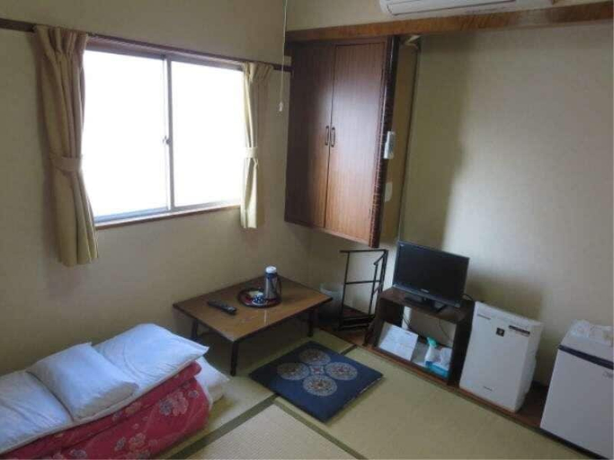 Bedroom 2, Tenryu Hotel, Hiroshima