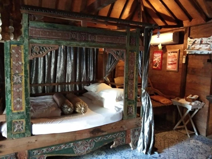 Bedroom 2, The Ermajas Pavilion, Pangandaran