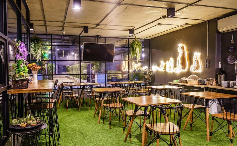 Food & Drinks 4, TheM5 Residence, Pak Kret