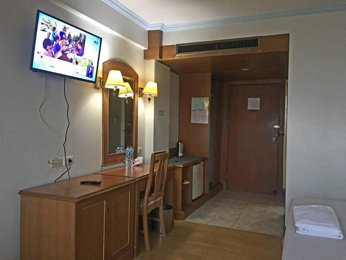 Bedroom 3, Hatyai Merridian Hotel, Hat Yai