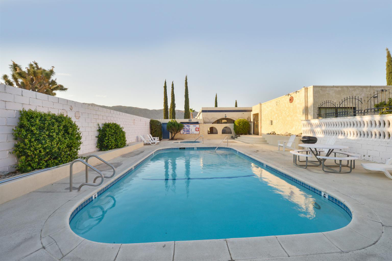 Sport & Beauty 5, Americas Best Value Inn Joshua Tree National Park, San Bernardino