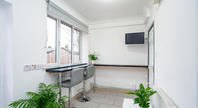 Bathroom, Wilson Lodge, Windsor and Maidenhead