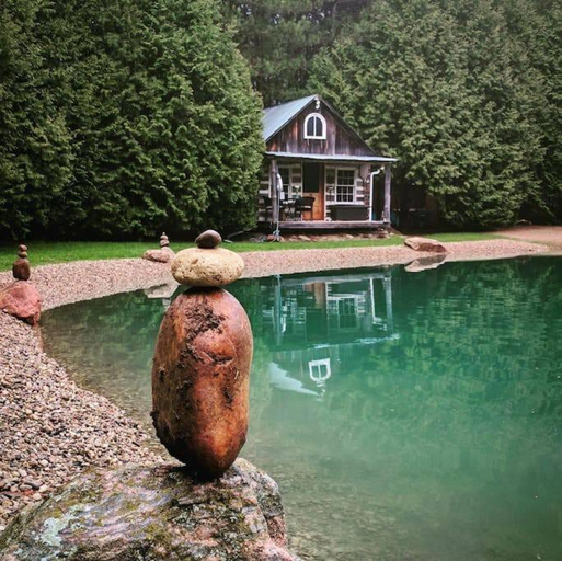 Others 4, A rustic cabin in the woods, Dufferin