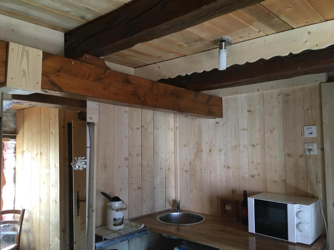 Others 4, La Maison des Fees, Saint-Maurice