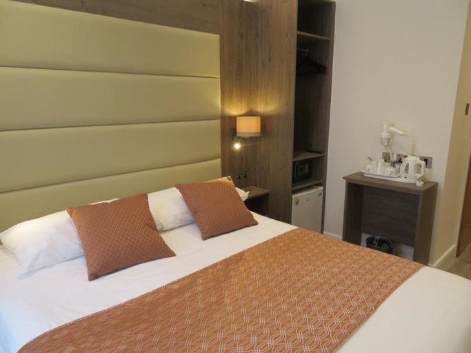 Bedroom 3, Glendale Hyde Park Hotel, London