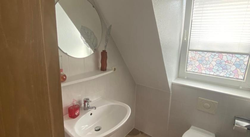 Bathroom 3, Hostel Nuremberg, Nürnberg