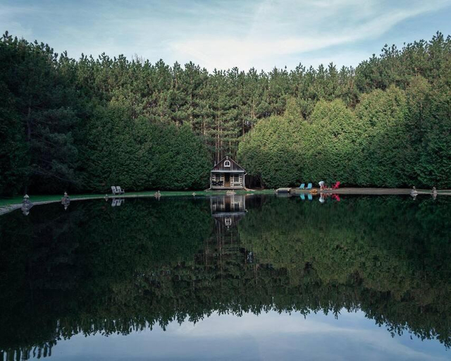 Others 2, A rustic cabin in the woods, Dufferin