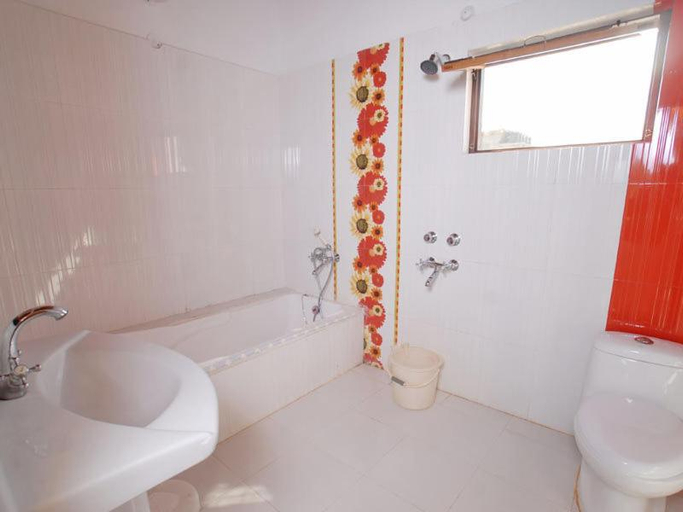 Bathroom 3, Ojaswi Resort, Pithoragarh