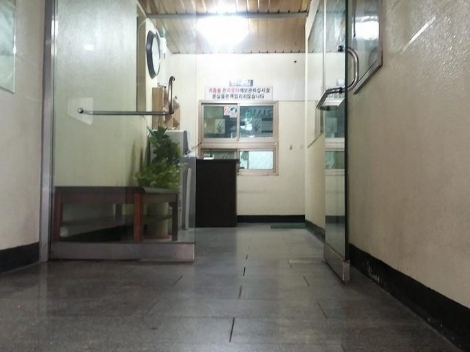 Others 5, OxbloodK, Buk