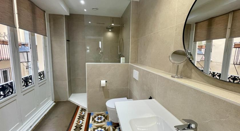 Bathroom 4, Valola Boutique Rooms, Valencia