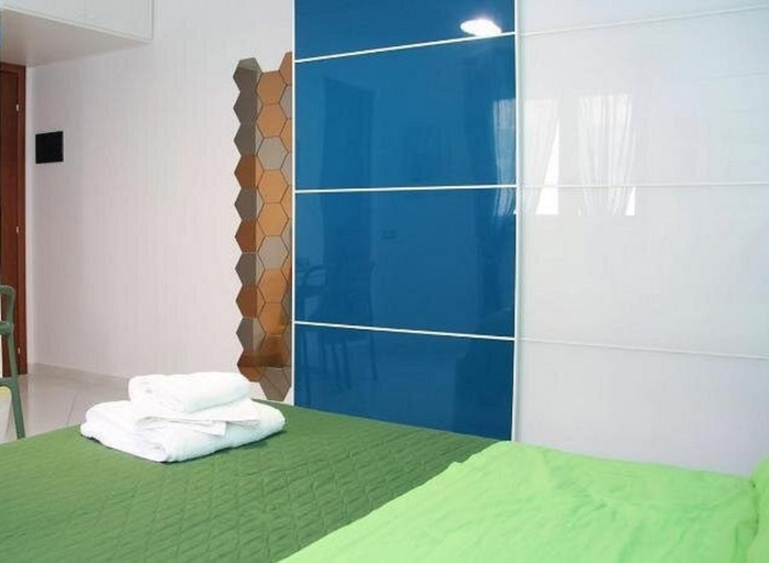 Bedroom 4, MarArte B&B, Napoli