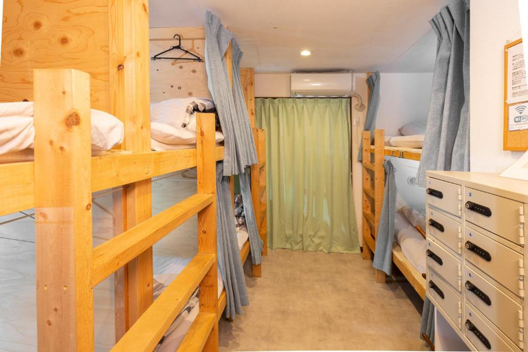 Bedroom 2, Guest House SENSU - Hostel, Ōta