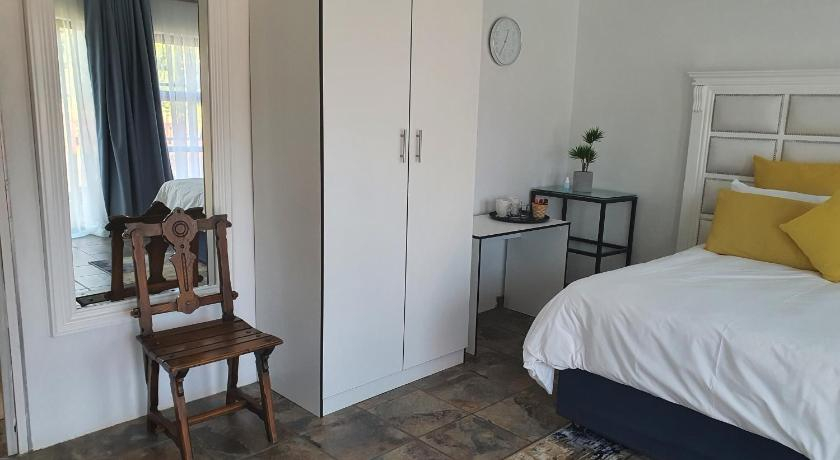 Bedroom 3, Alu Guesthouse, City of Johannesburg