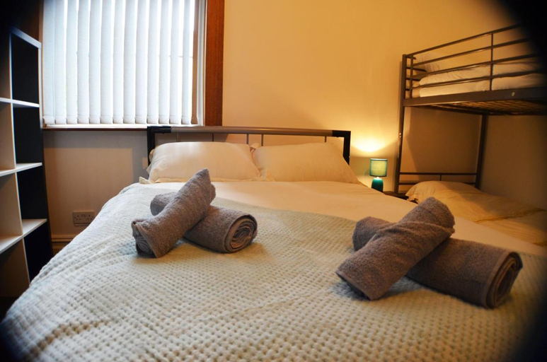 Bedroom 4, Old Swan Guest House Liverpool, Sefton