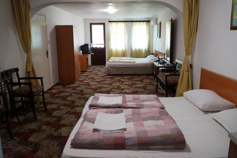 Bedroom 2, Guestrooms Ross, Veliko Tarnovo