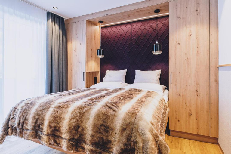 Others 4, Dorfkrug Kaprun - Luxury Suites & Appartements, Zell am See