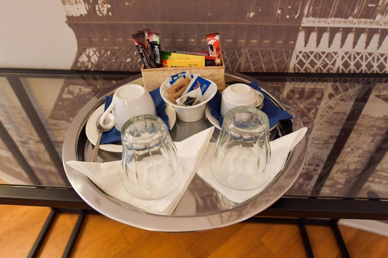 Food & Drinks 5, Suites Farnese Design Hotel, Rome