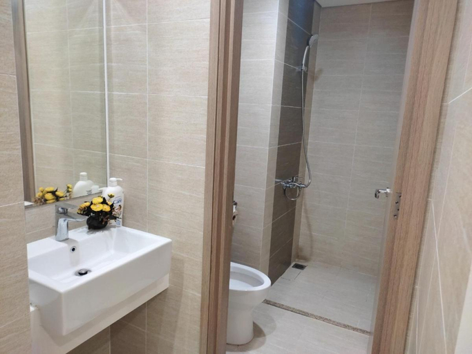 Bathroom 2, BOM HOMES- VINHOMES OCEAN PARK- SERVICE APARTMENt, Gia Lâm