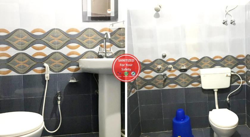 Bathroom, Goroomgo Hotel Derby Puri, Puri