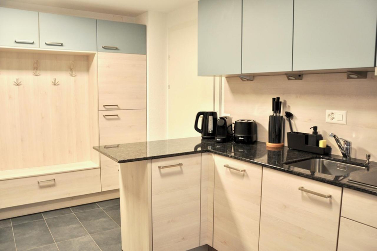 Others 3, Modern Family Apartment in Interlaken Center, Interlaken