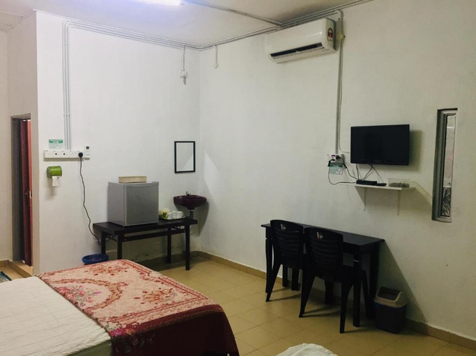Bedroom 5, Bunga Raya Guest House BALING, Baling