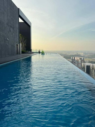 Sport & Beauty 2, Sky pool 4 star hotel grade stay in i-City 2, Shah Alam