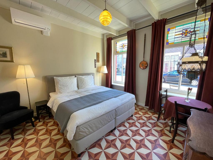 Bedroom 5, BnB 't Ambacht - Boutique Hotel, Ridderkerk