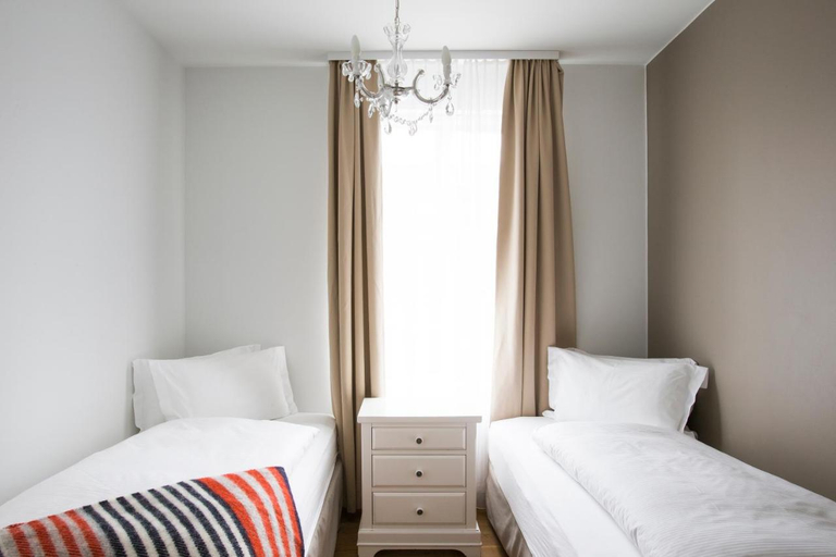 Bedroom 2, Odinsve Hotel Apartments, Reykjavík