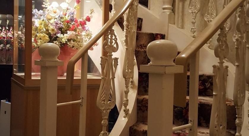 Others 4, Hotel Elegance (Love Hotel), Karatsu