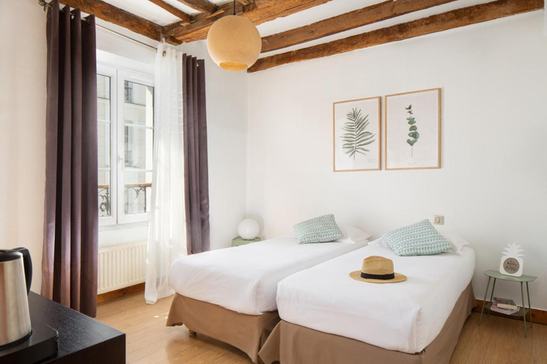 Bedroom, Le Village Montmartre, Paris